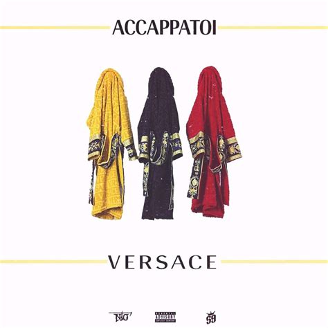 accappatoio mcgregor versace|Ntò – Accappatoi Versace Lyrics .